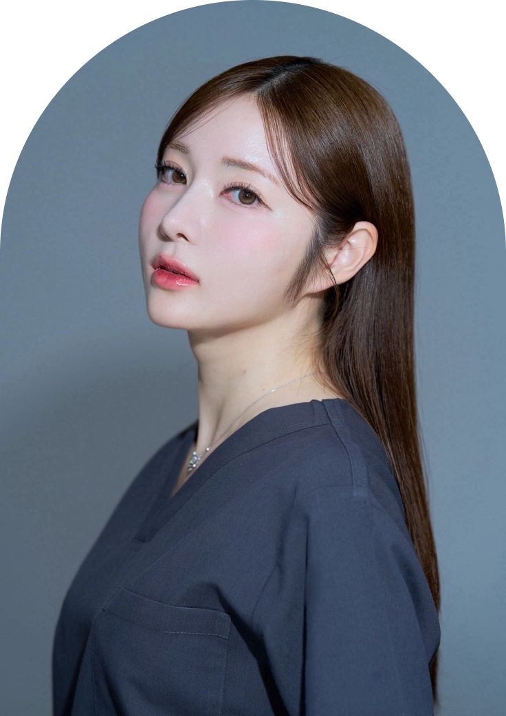 院長 向山綾子