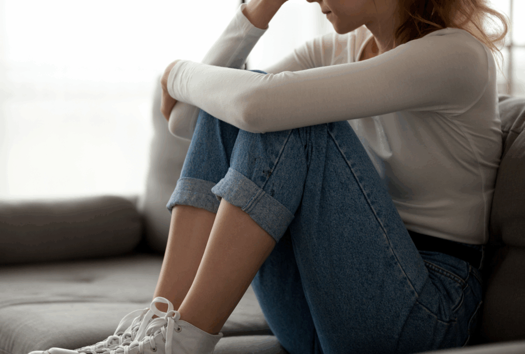 カプセル拘縮って？なりやすい人の特徴を解説！